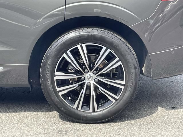 Used 2022 Volvo XC60 B5 Inscription w/ Advanced Package AWD/4WD image 11