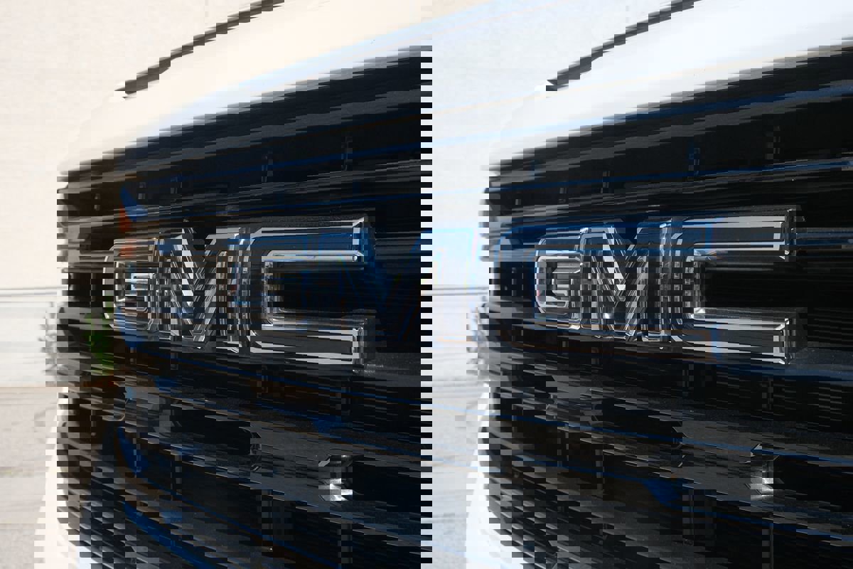 Used 2023 GMC Sierra 1500 Elevation image 42