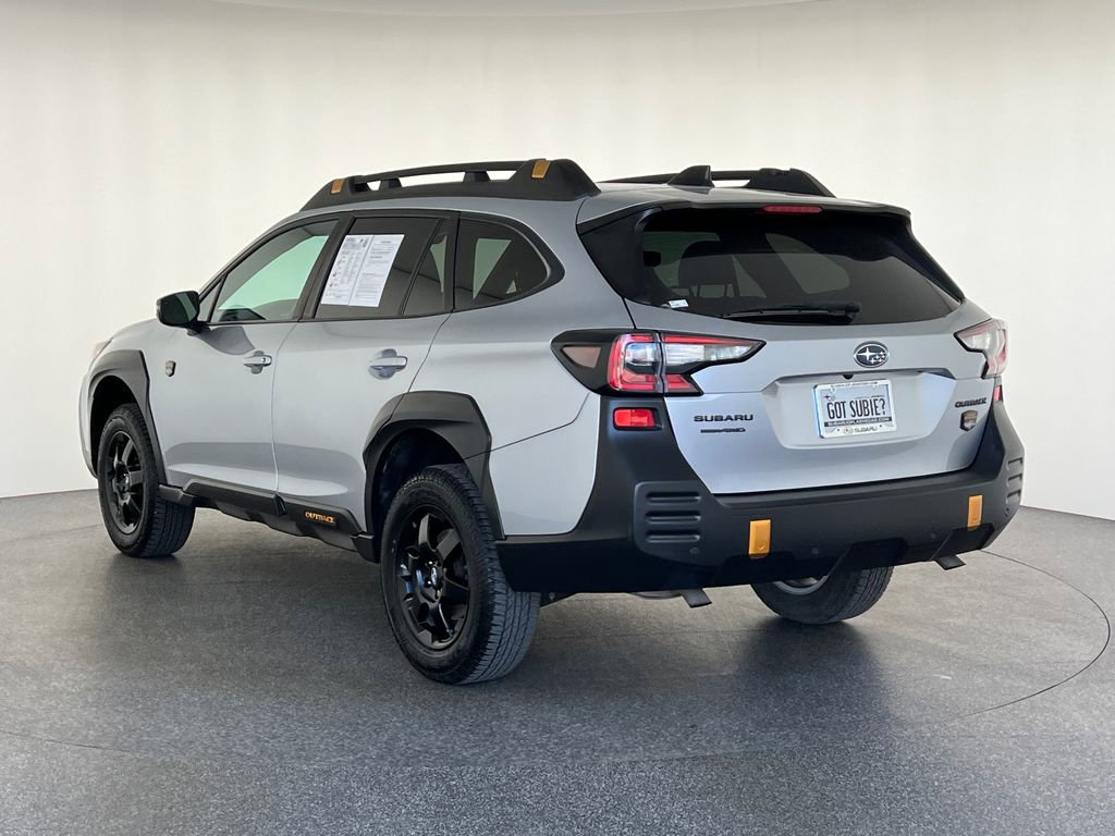 Used 2022 Subaru Outback Wilderness AWD/4WD image 6
