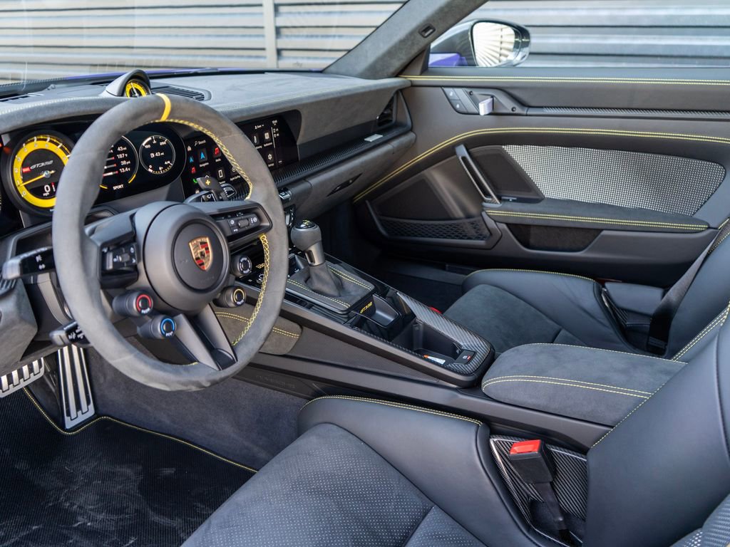 Used 2025 Porsche 911 GT3 RS RWD image 5
