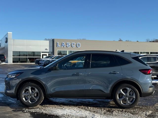 Used 2025 Ford Escape ST-Line w/ Tech Pack #1 image 39