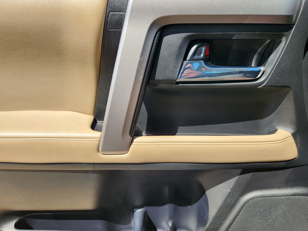 Used 2018 Toyota 4Runner SR5 image 22