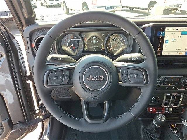 New 2025 Jeep Gladiator Rubicon image 9