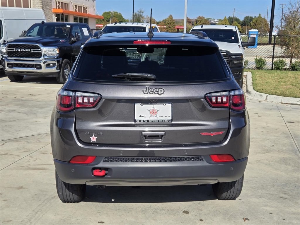 Used 2023 Jeep Compass Trailhawk image 5
