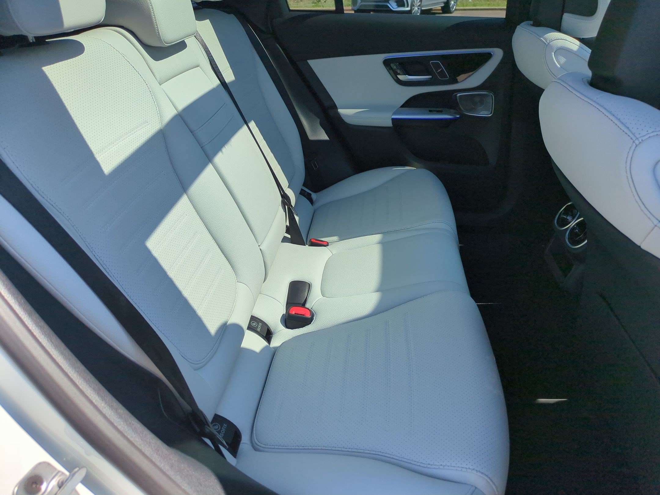 Certified 2026 Mercedes-Benz GLC 300 4MATIC image 34