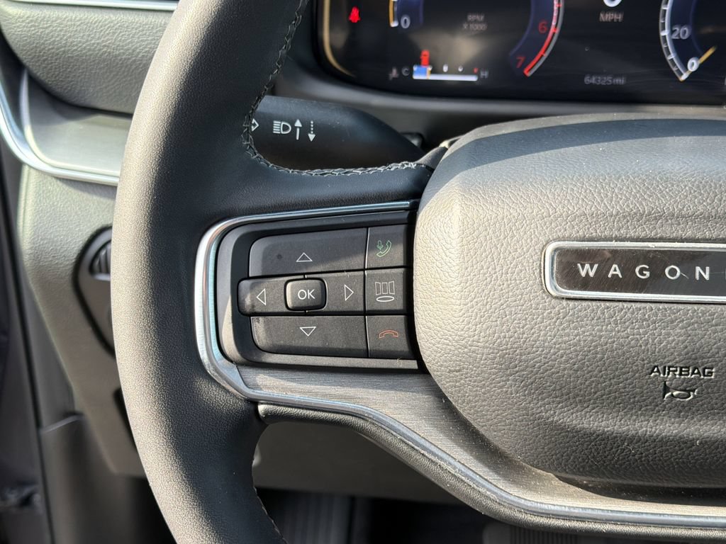 Used 2023 Jeep Wagoneer Series II AWD/4WD image 27