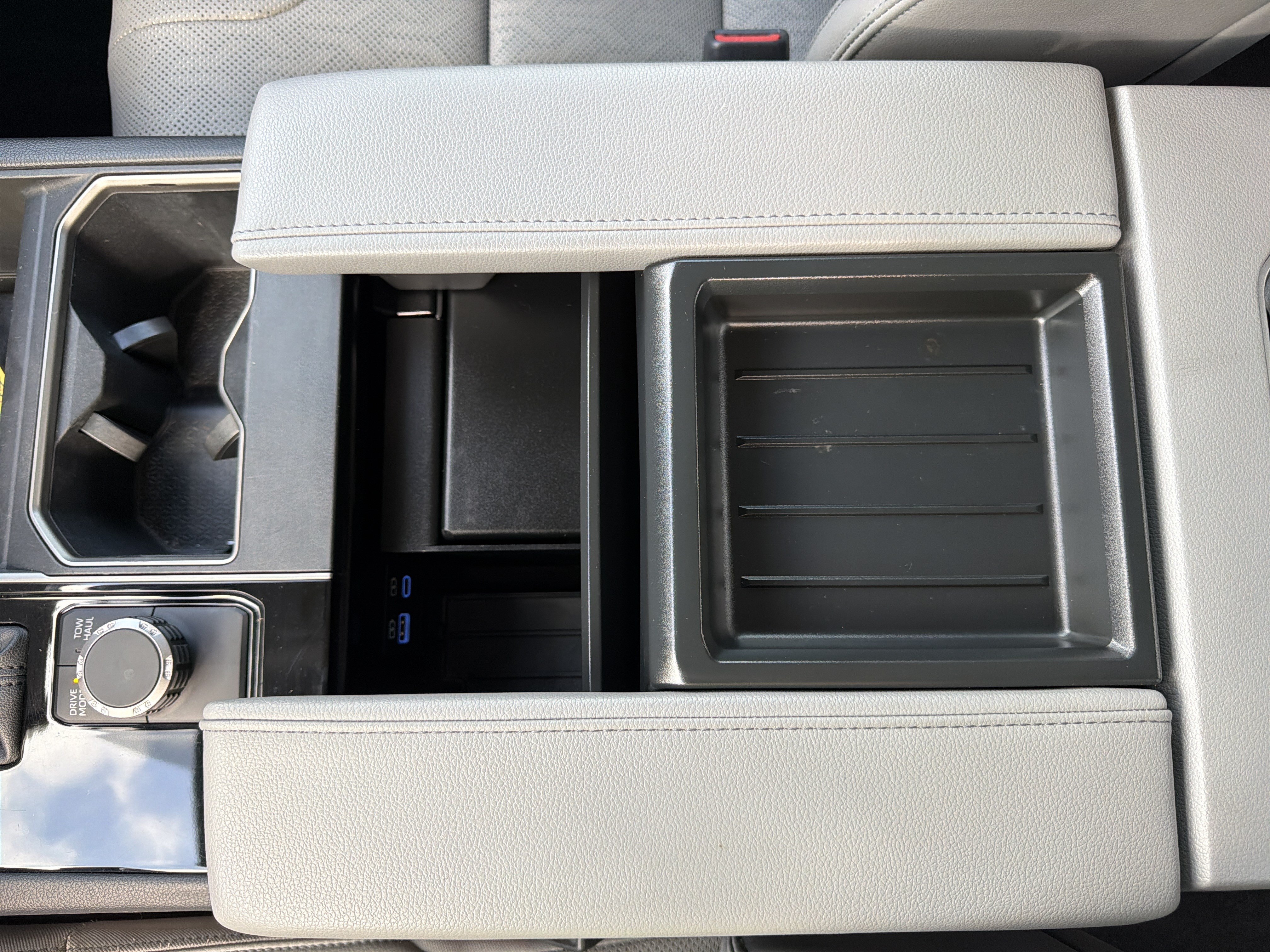 Used 2022 Toyota Tundra Limited RWD image 19