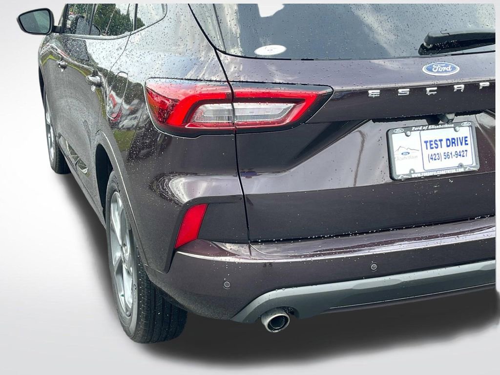 Used 2023 Ford Escape ST-Line w/ Tech Pack #1 image 5