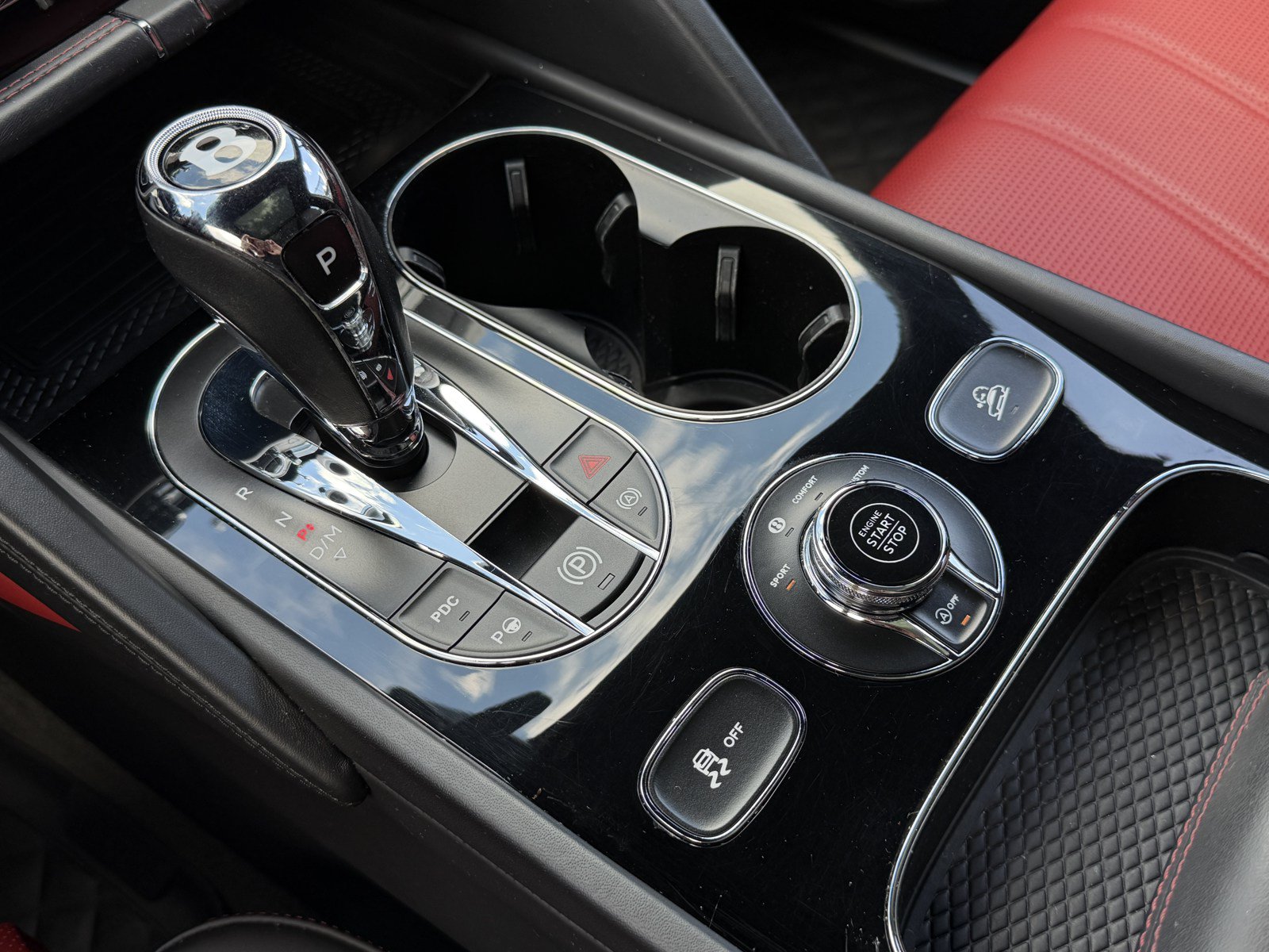 Certified 2023 Bentley Bentayga AWD/4WD image 27