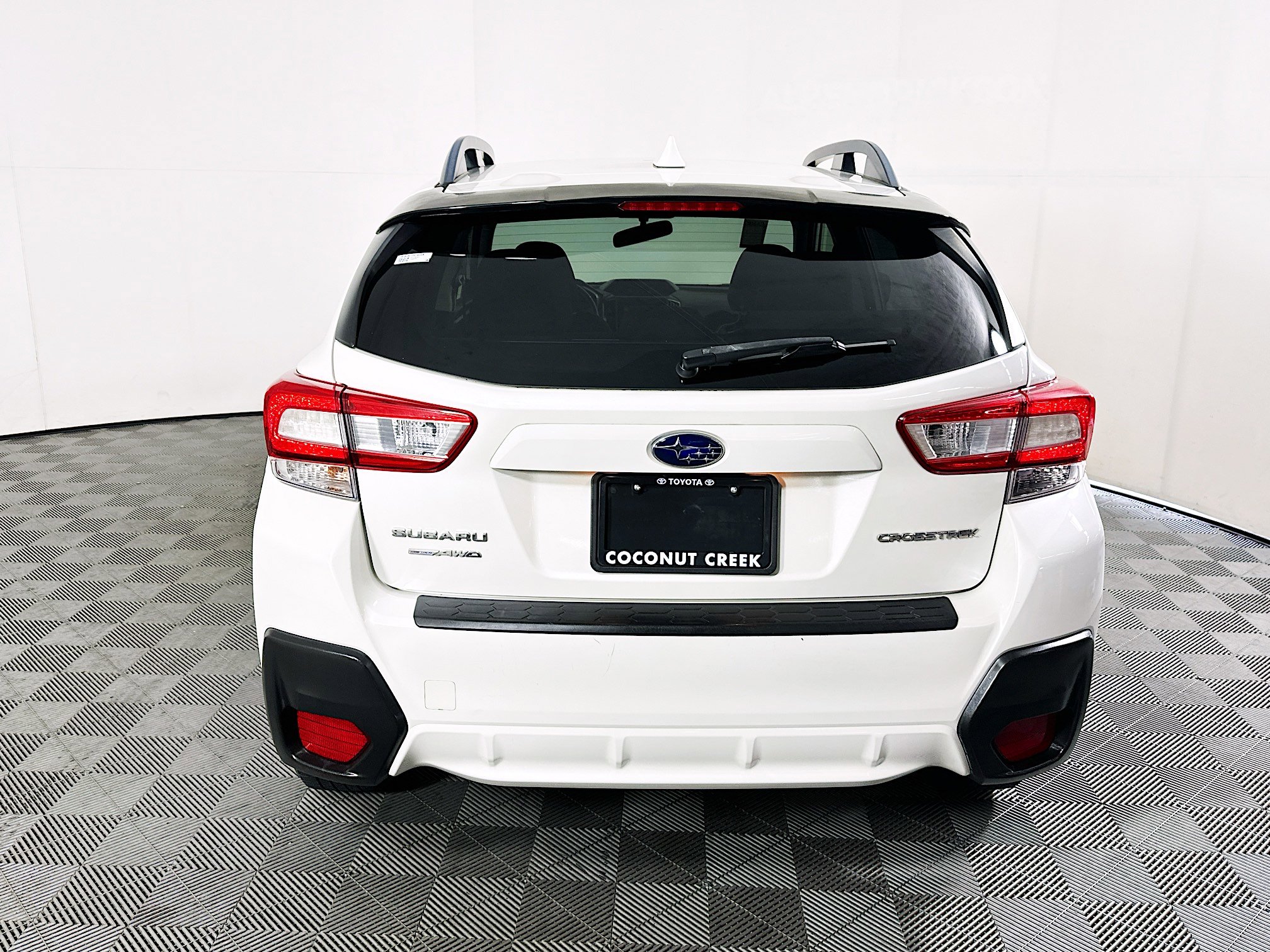 Used 2019 Subaru Crosstrek 2.0i Premium image 4