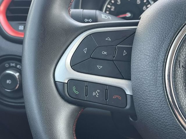 Used 2023 Jeep Renegade Trailhawk AWD/4WD image 25