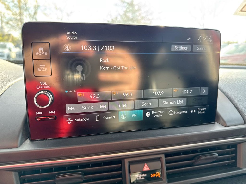 Used 2023 Honda Pilot Elite image 13