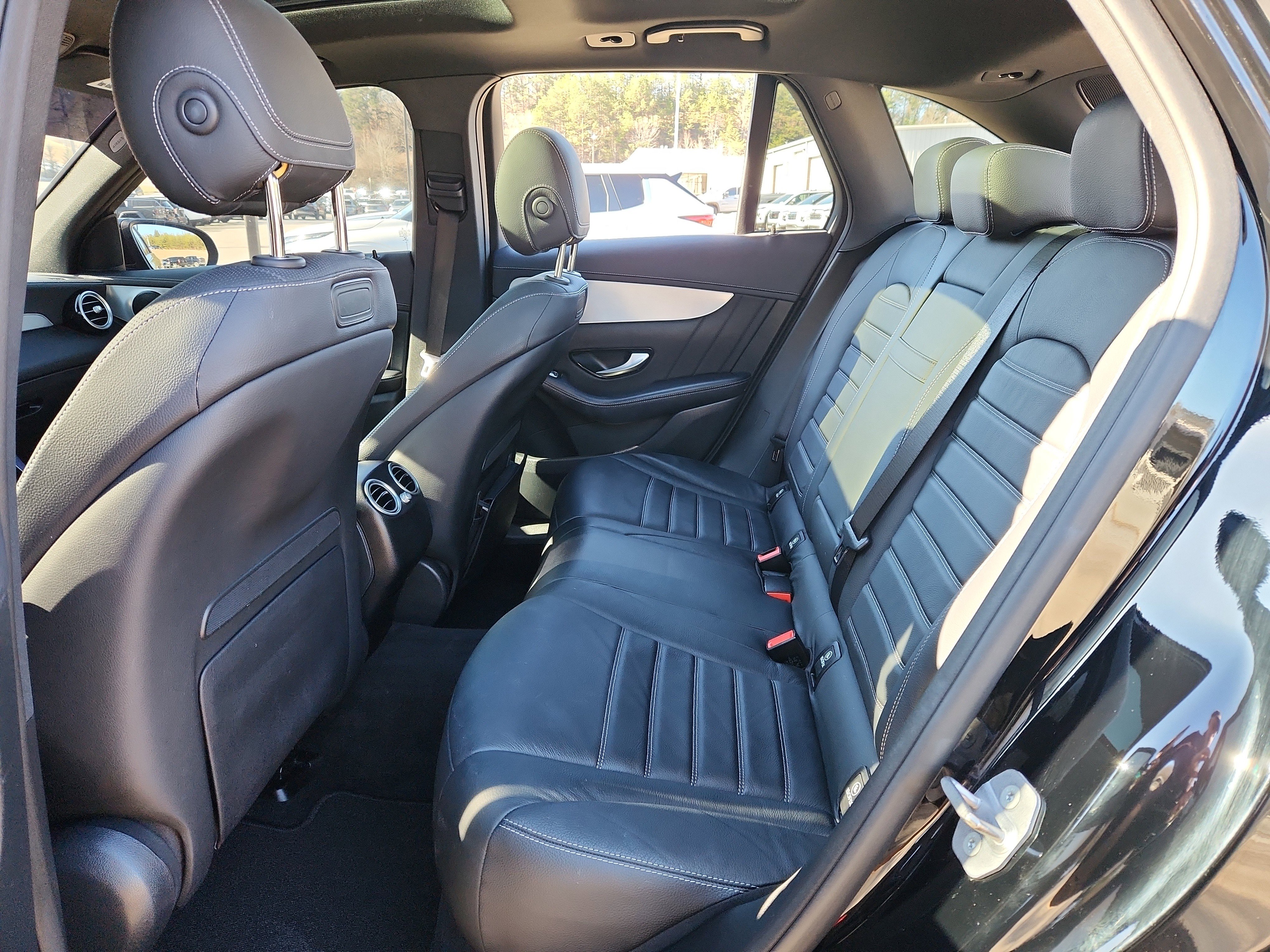 Used 2019 Mercedes-Benz GLC 300 image 42