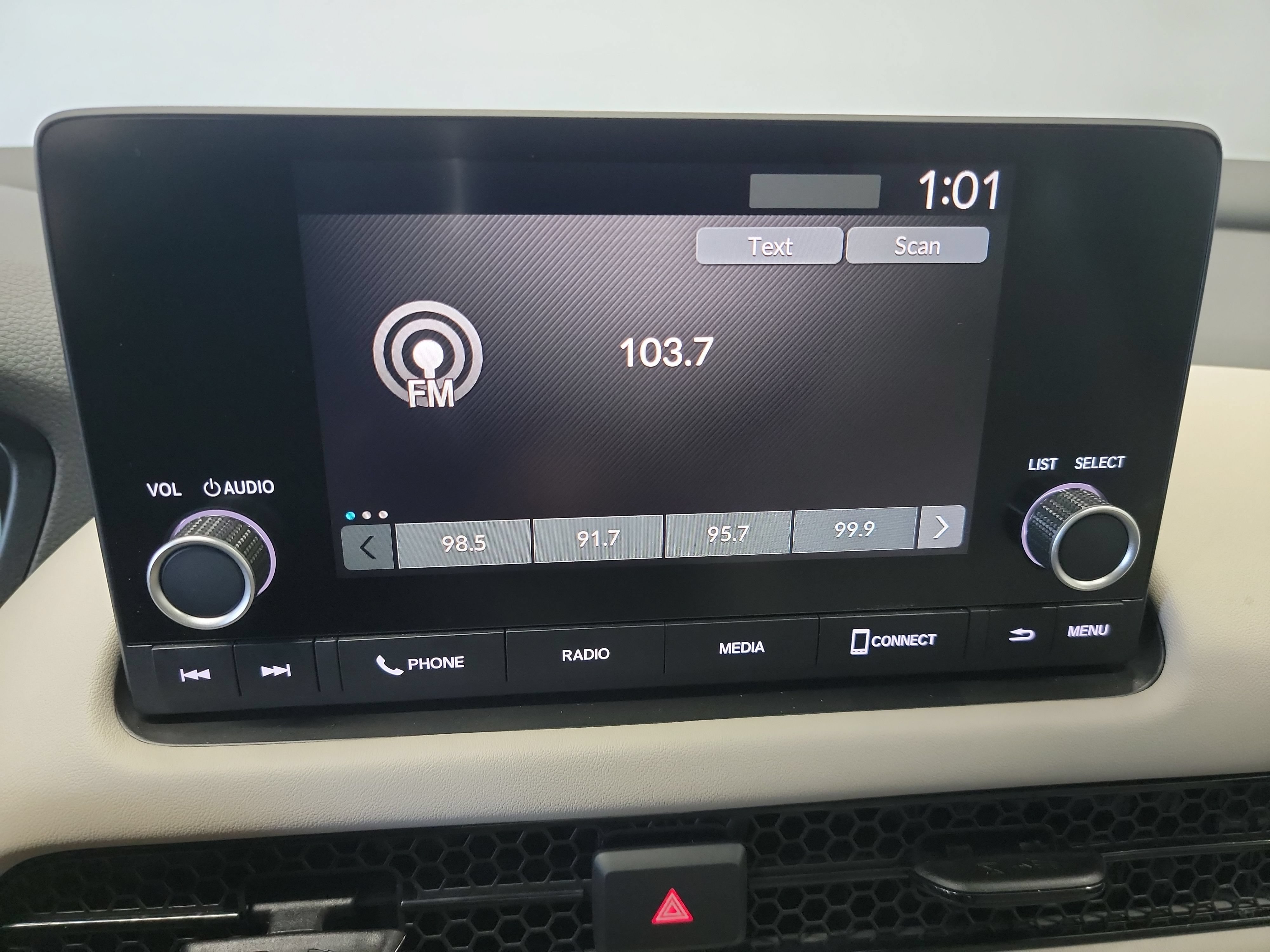 Used 2024 Honda HR-V LX image 22