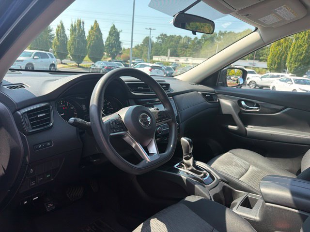 Used 2017 Nissan Rogue S w/ S Appearance Package AWD/4WD image 12