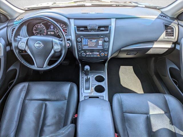 Used 2013 Nissan Altima 2.5 SL w/ Technology Pkg image 19