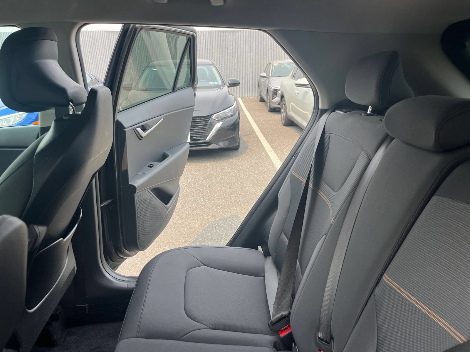 Used 2026 Kia Niro LX FWD image 37