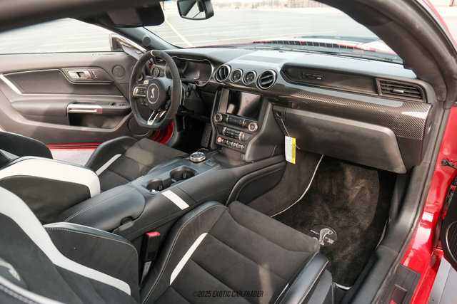 Used 2020 Ford Mustang Shelby GT500 w/ Carbon Fiber Track Pack image 23