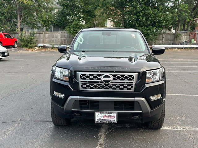 Used 2022 Nissan Frontier SV AWD/4WD image 2