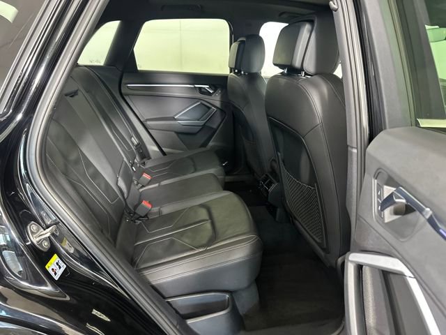 Used 2020 Audi Q3 2.0T Prestige w/ Prestige Package image 26