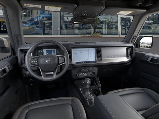New 2025 Ford Bronco Outer Banks w/ Sasquatch Package image 9