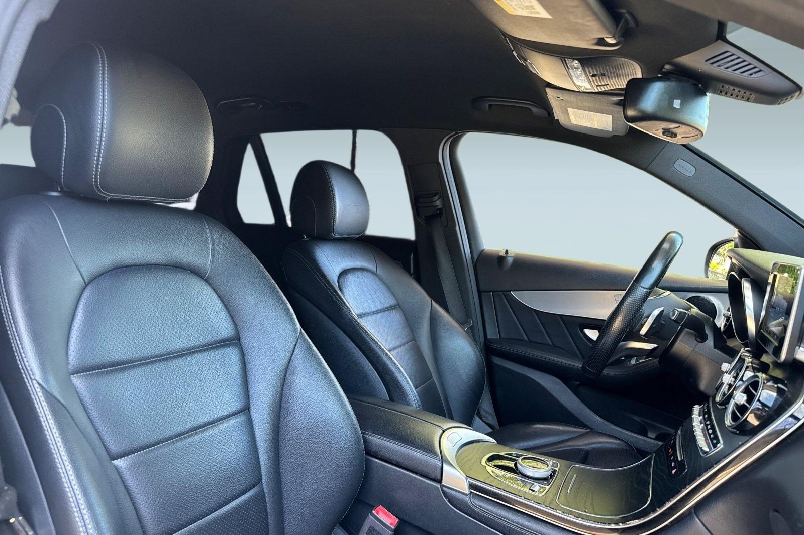 Certified 2019 Mercedes-Benz GLC 300 image 27