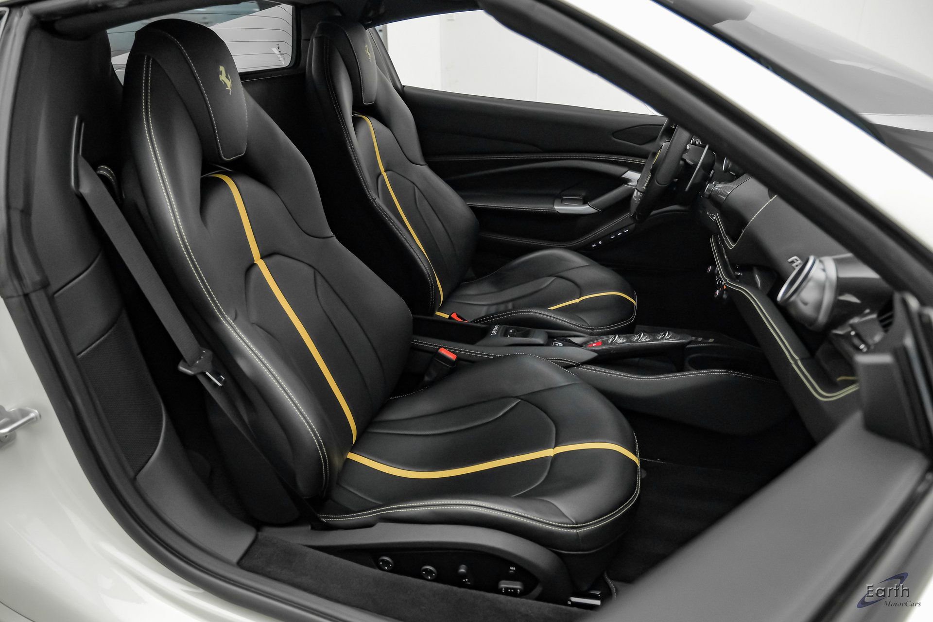 Used 2022 Ferrari F8 Tributo image 81