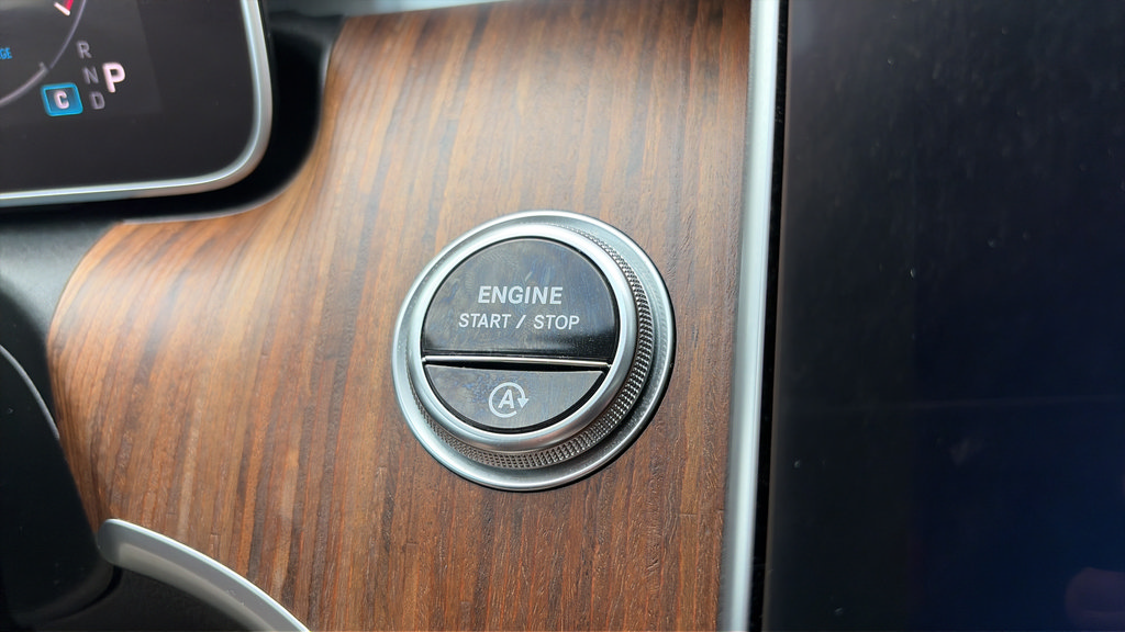 Certified 2024 Mercedes-Benz C 300 4MATIC Sedan image 13