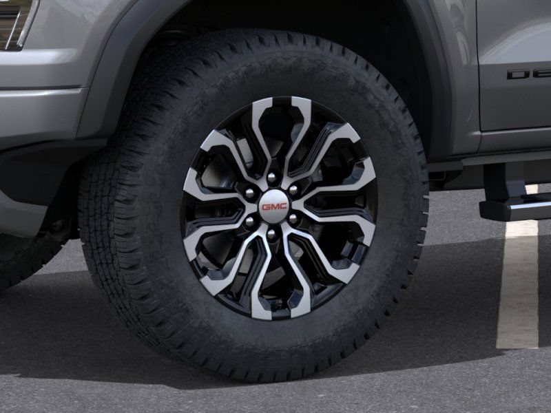 New 2026 GMC Canyon Denali w/ LPO, Black Badging Package AWD/4WD image 9
