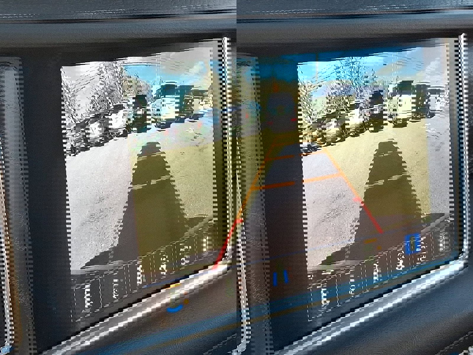 Certified 2023 GMC Yukon XL Denali image 15