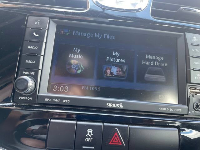 Used 2011 Chrysler 200 Touring FWD image 27