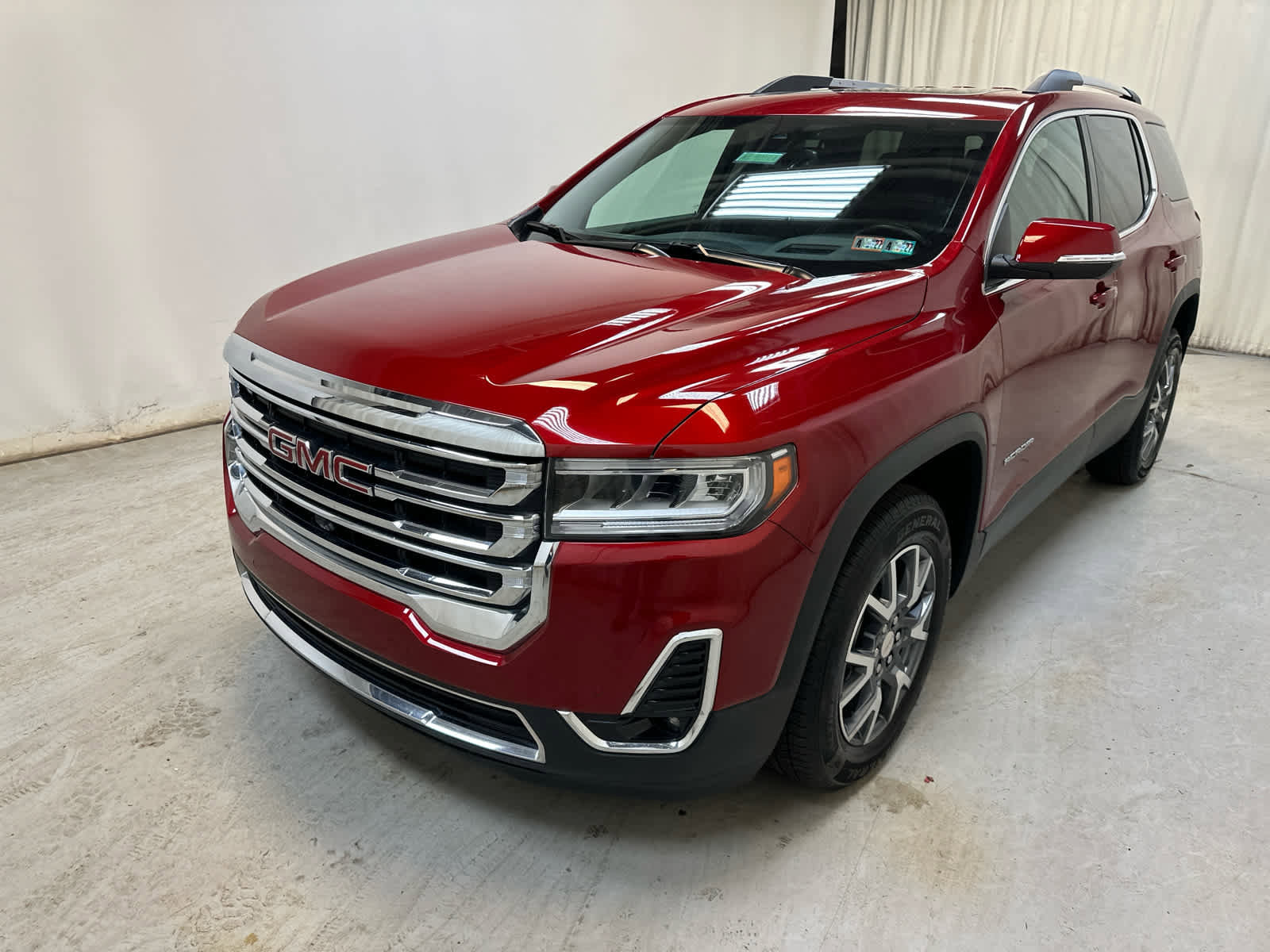 Used 2023 GMC Acadia SLT w/ Technology Package image 5