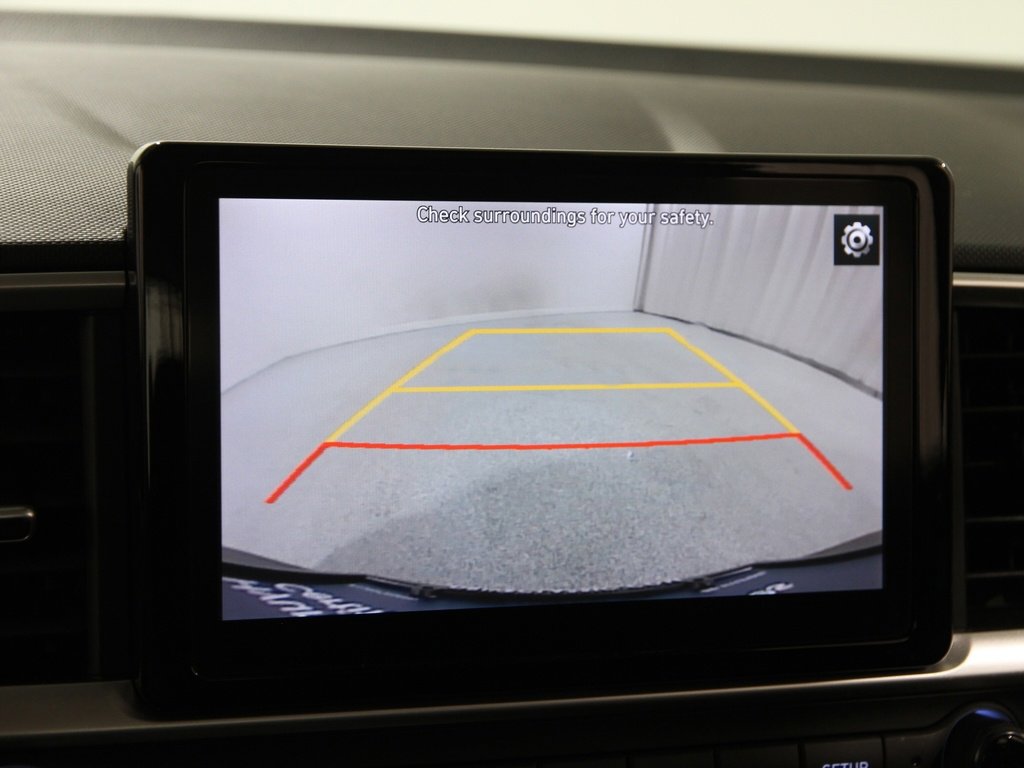 Certified 2021 Hyundai Venue SEL w/ Premium Package image 13