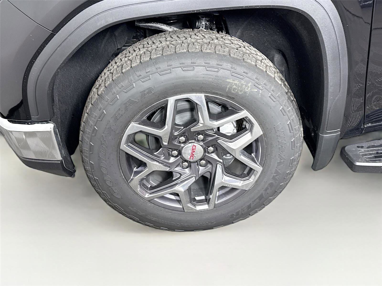 New 2026 GMC Sierra 1500 SLT w/ SLT Premium Plus Package AWD/4WD image 27
