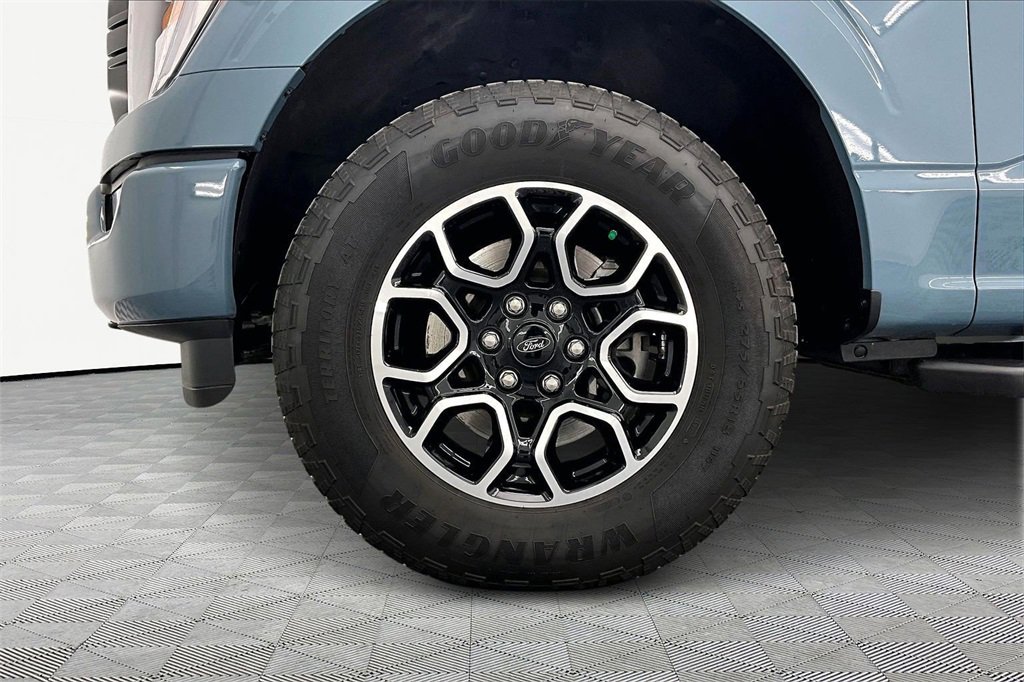 Used 2023 Ford F150 XLT w/ Equipment Group 302A High image 9