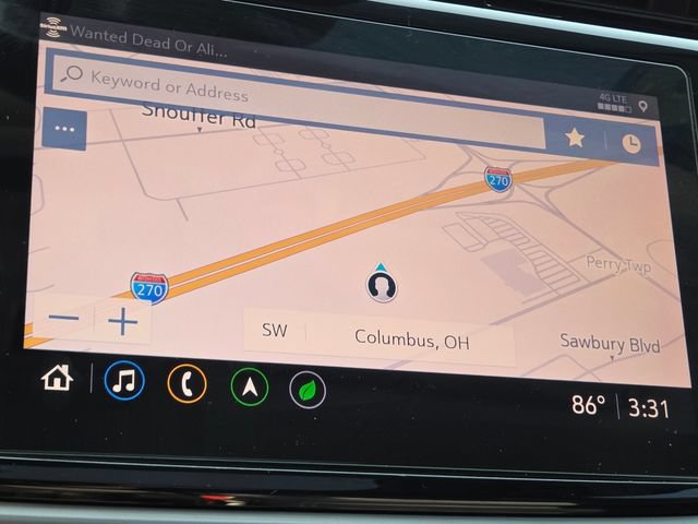 Used 2022 Chevrolet Bolt EUV Premier w/ Sun & Sound Package FWD image 4