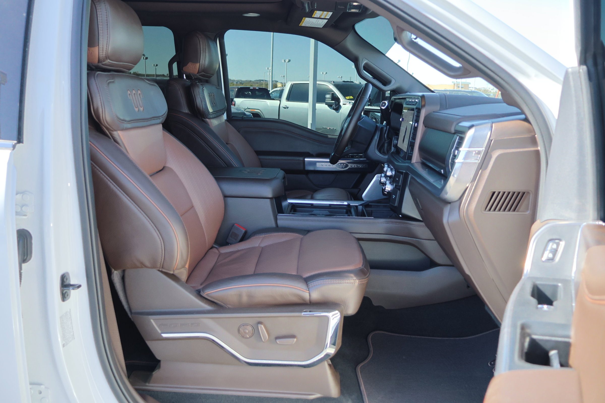 Certified 2024 Ford F350 King Ranch w/ Chrome Package image 39