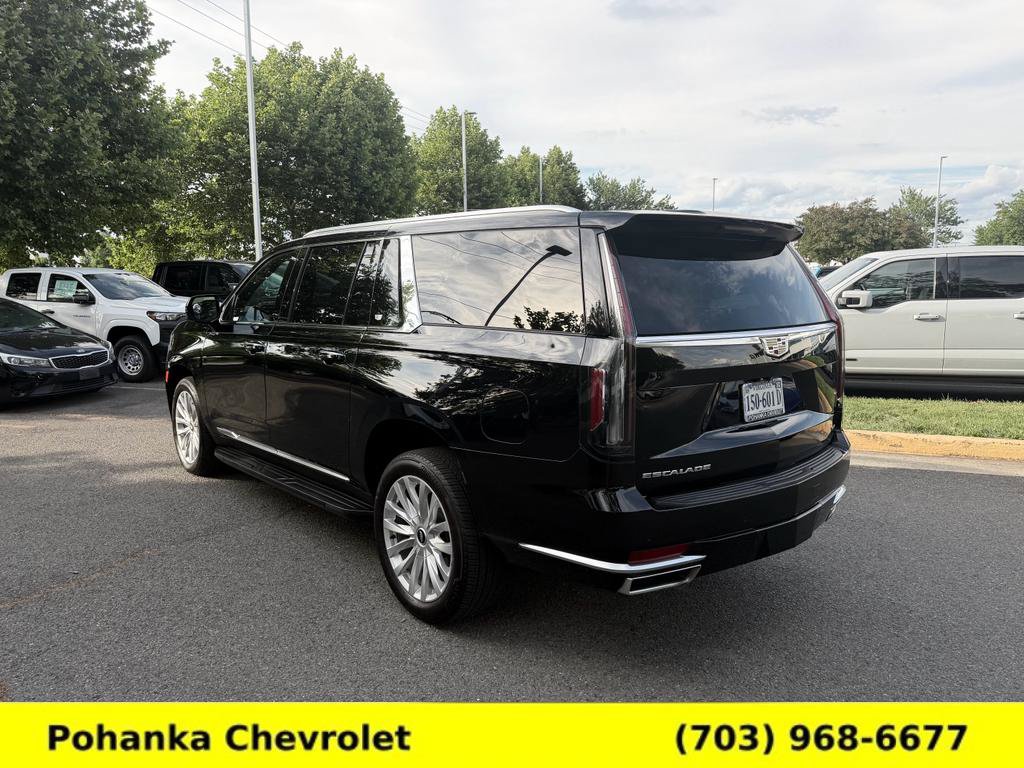 Used 2023 Cadillac Escalade ESV Luxury AWD/4WD image 5