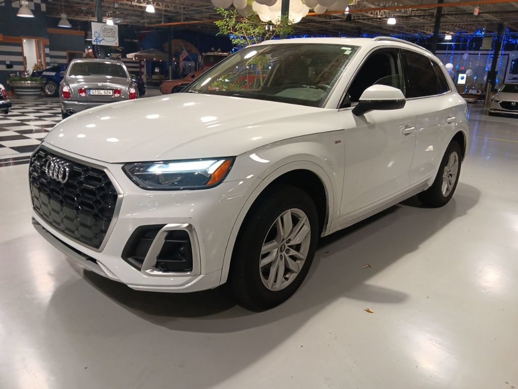 Used 2022 Audi Q5 2.0T Premium AWD/4WD image 3