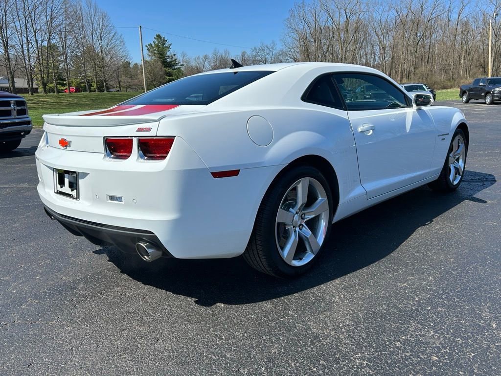 Used 2010 Chevrolet Camaro SS w/ RS Package image 3