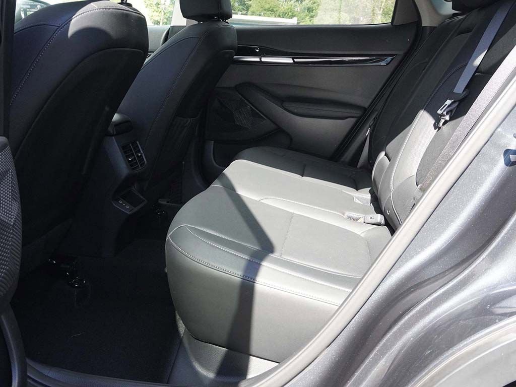 Used 2024 Kia Seltos EX AWD/4WD image 34