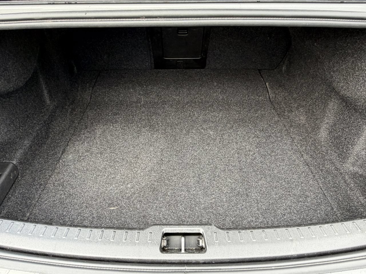 Used 2024 Volvo S60 B5 Core FWD image 27