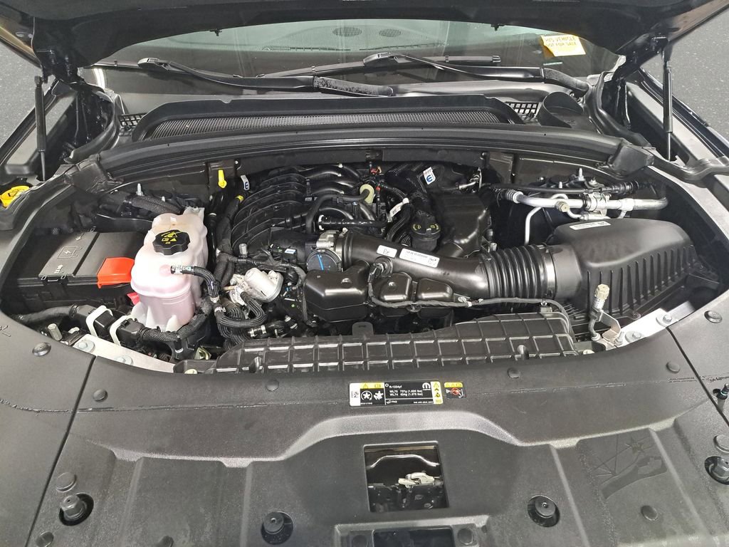 Certified 2024 Jeep Grand Cherokee Limited image 30