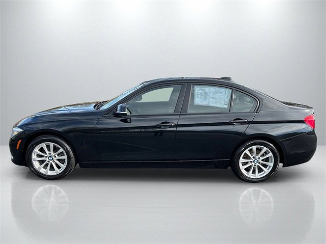 Used 2018 BMW 320i Sedan w/ Convenience Package image 4