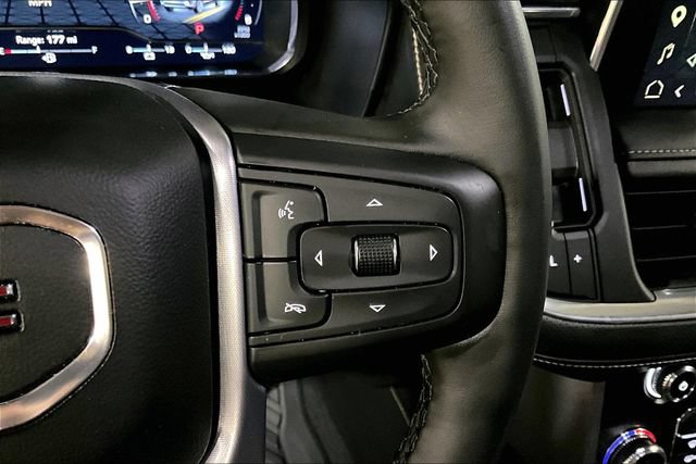 Used 2023 GMC Yukon XL SLT w/ SLT Luxury Package AWD/4WD image 21