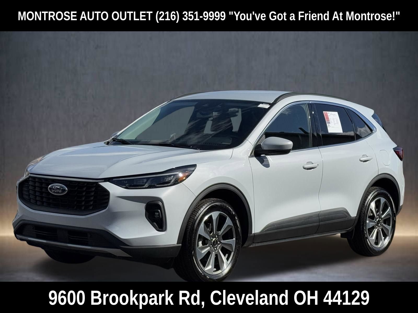 Used 2025 Ford Escape Platinum image 8