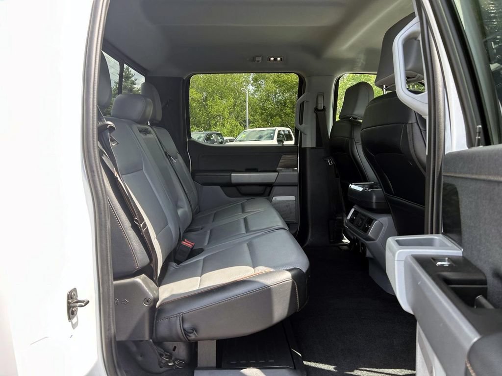 Used 2025 Ford F150 Lariat w/ Equipment Group 502A High AWD/4WD image 19