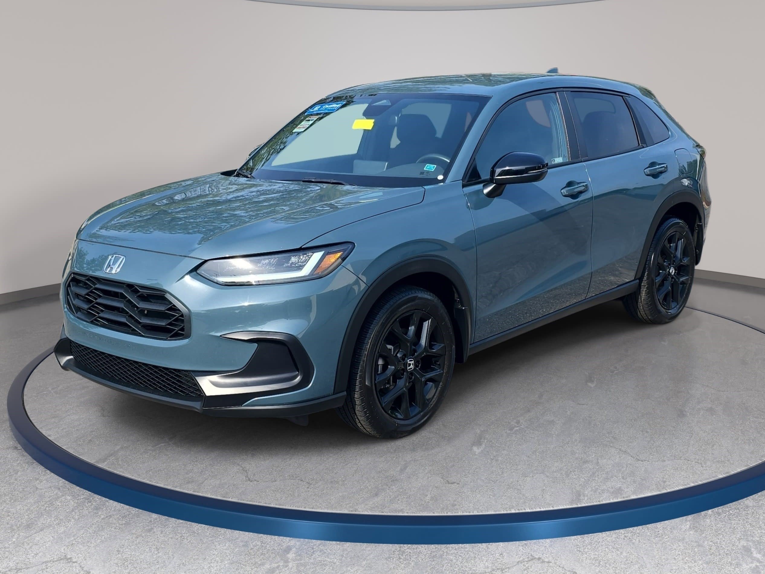 Used 2024 Honda HR-V Sport image 1