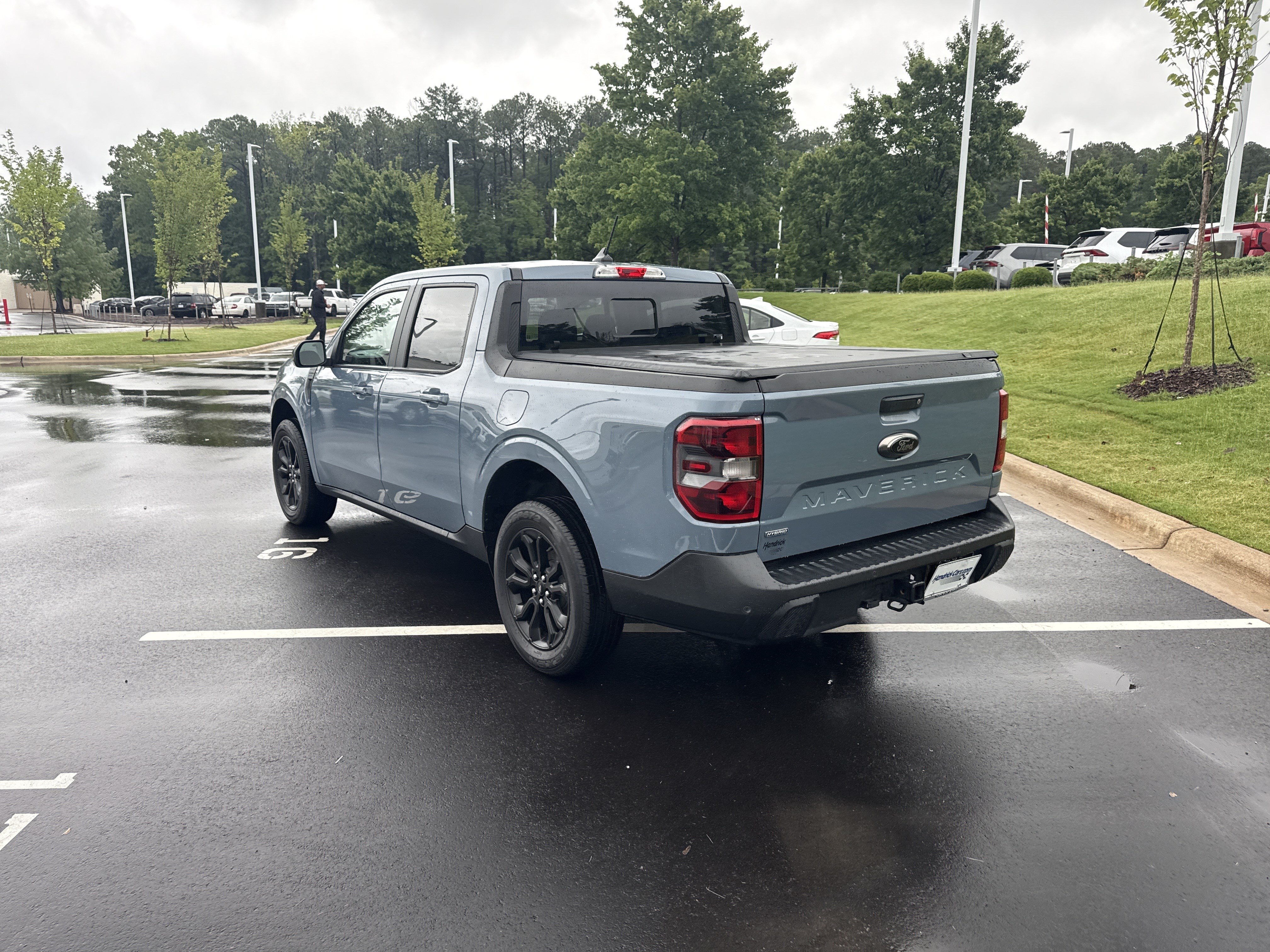 Used 2024 Ford Maverick Lariat w/ Black Appearance Package FWD image 8