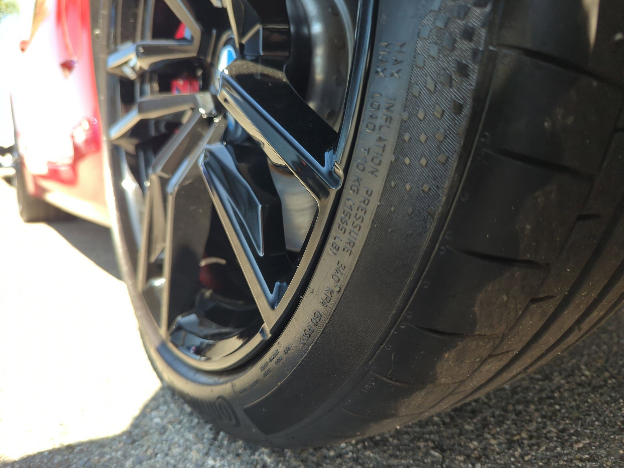 Certified 2024 BMW Z4 M40i w/ Premium Package image 12